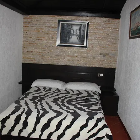 Hotel Paris 4*