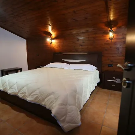Paris Hotel Berat