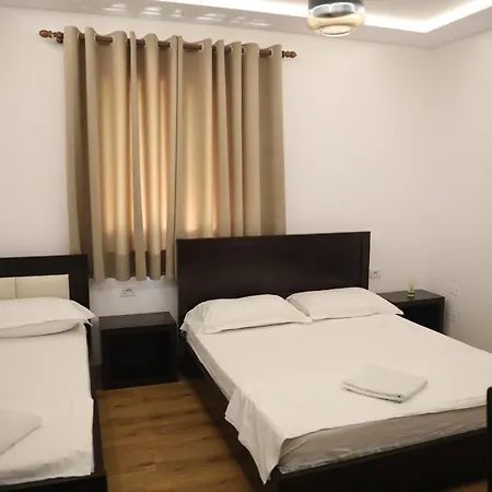 Hotel Paris Hotel